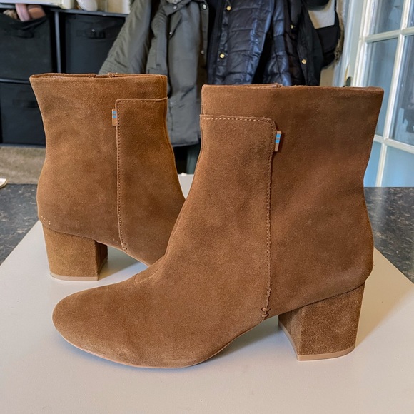Toms Shoes - New Tom black heel suede booties size 8.5